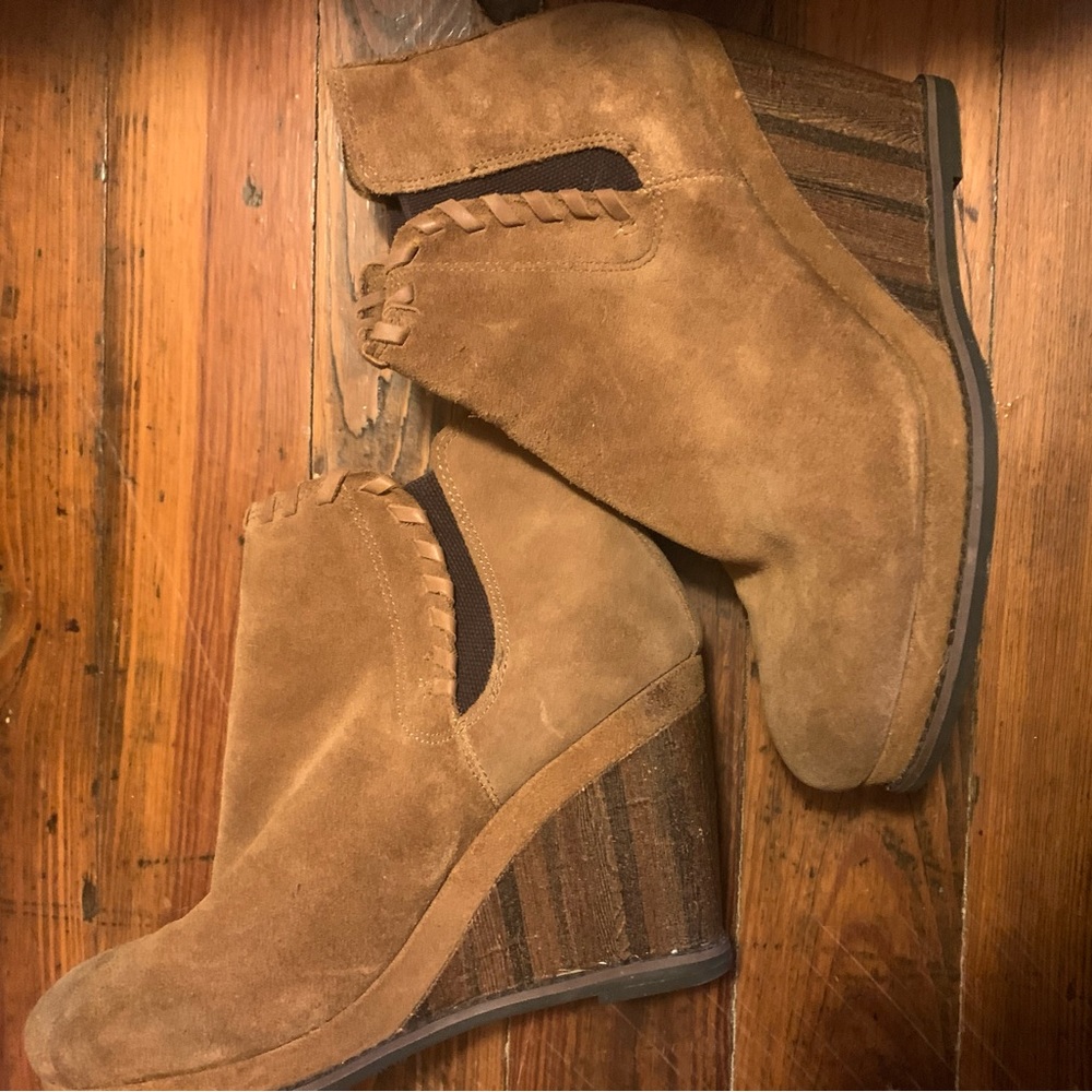 Heeled ankle boots